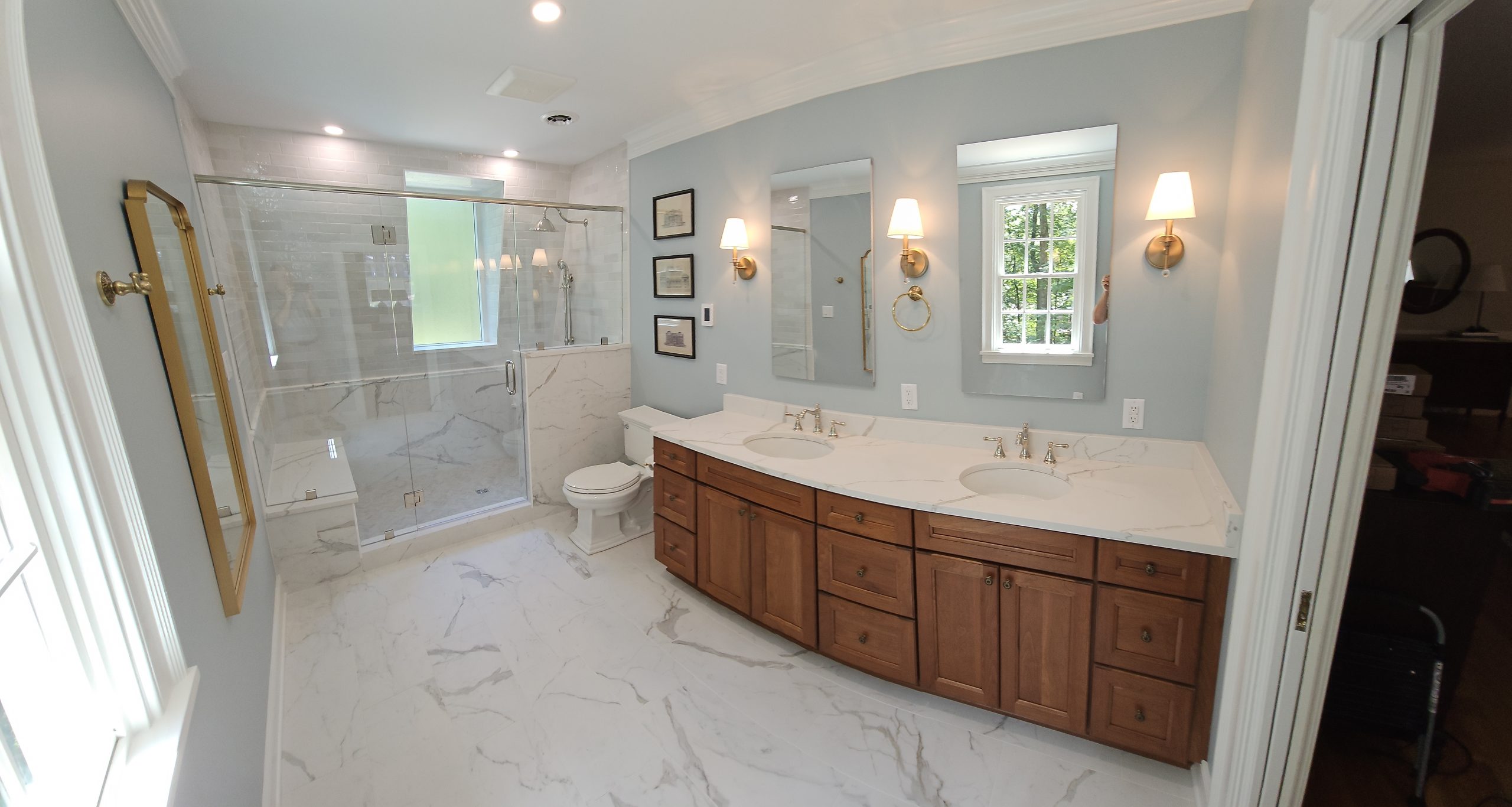 Leo Lantz Construction Tub and Shower Remodel 600x400