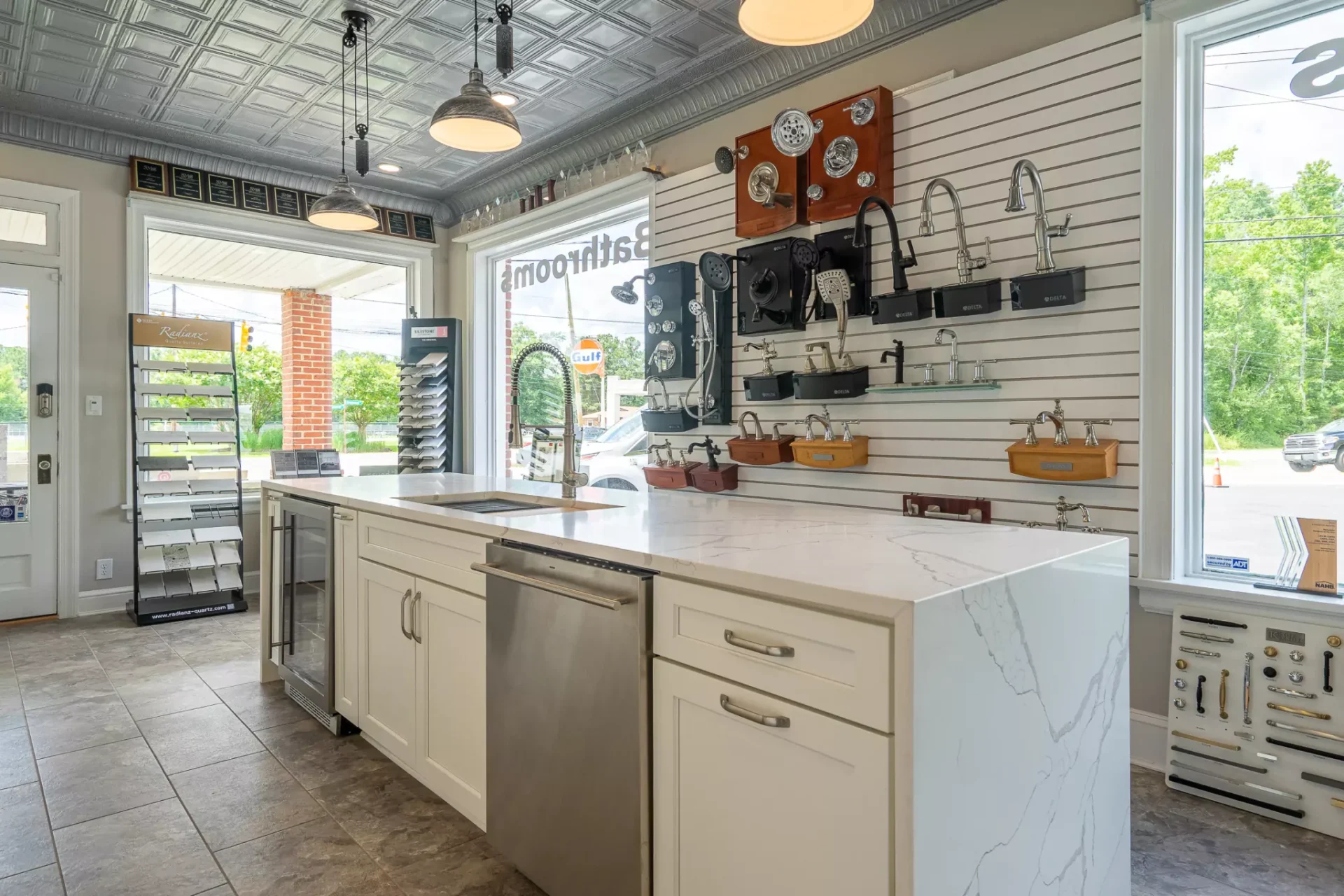 new kitchen leolantz