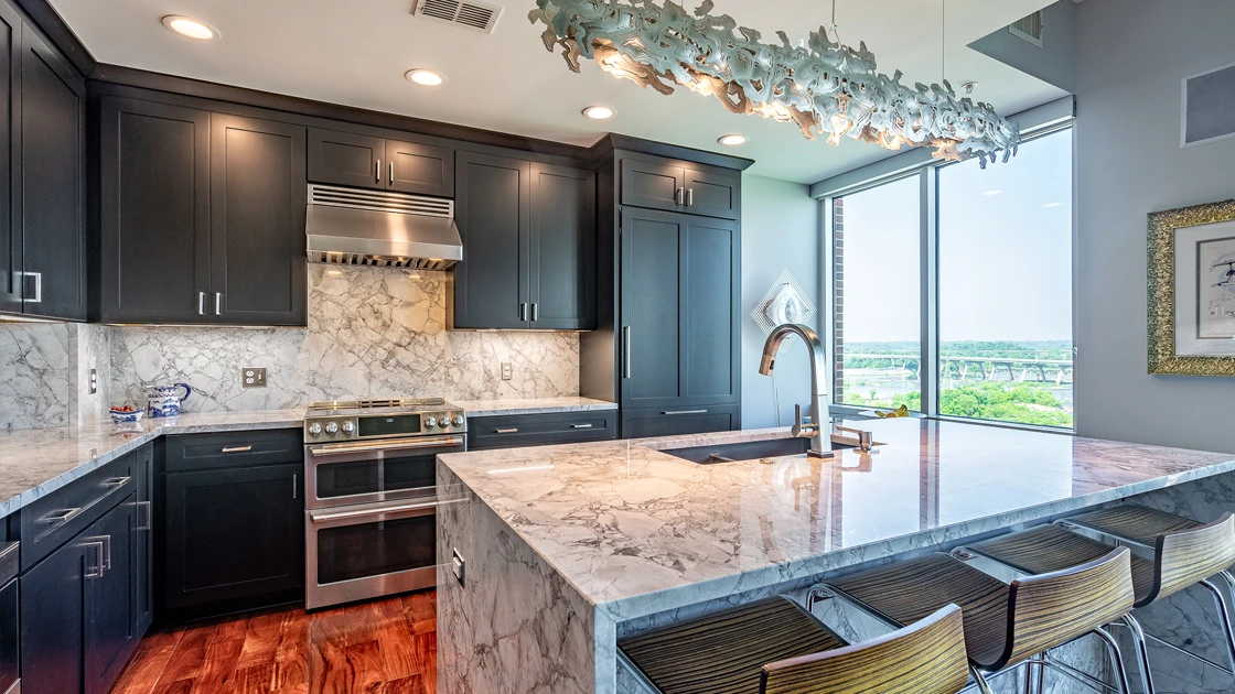 Leo Lantz - Bathroom Before Set 7