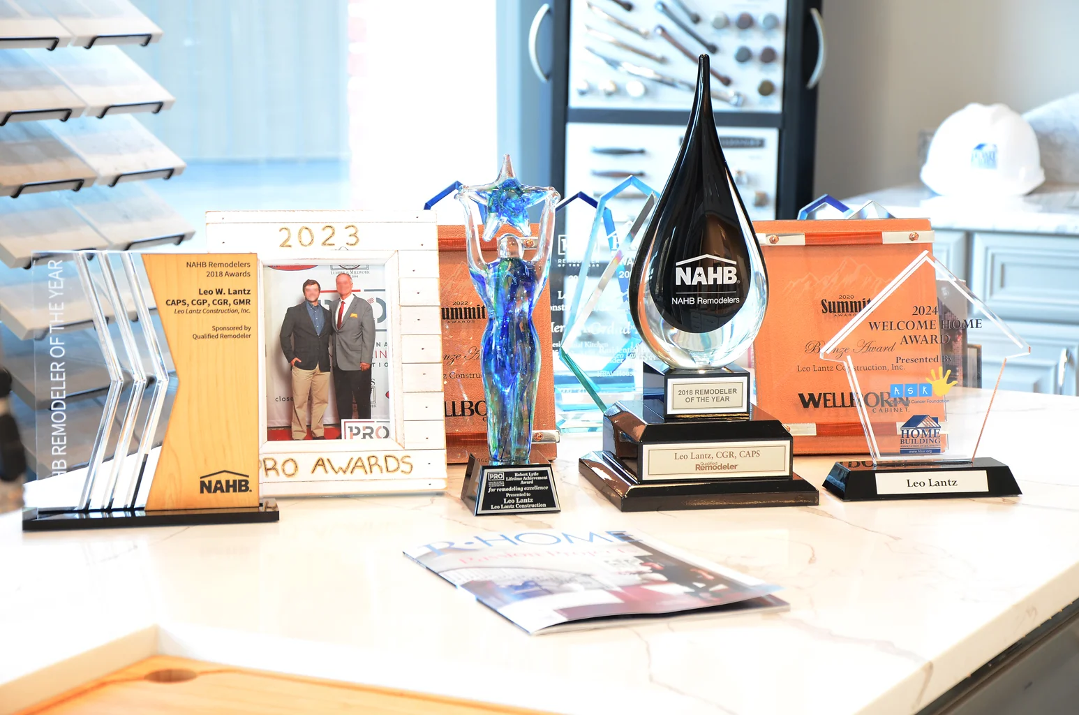 Leo Lantz Construction Inc Showroom-interior